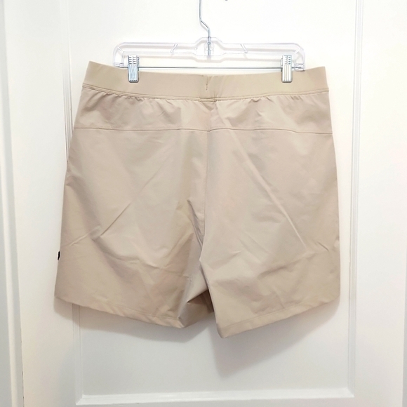 NWT Public Rec Men's Flex Shorts Size 36 waist (Large) - Picture 3 of 10